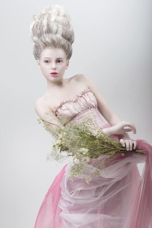 Comment explorer les thèmes de l'amour et de la perte dans la musique blues ?